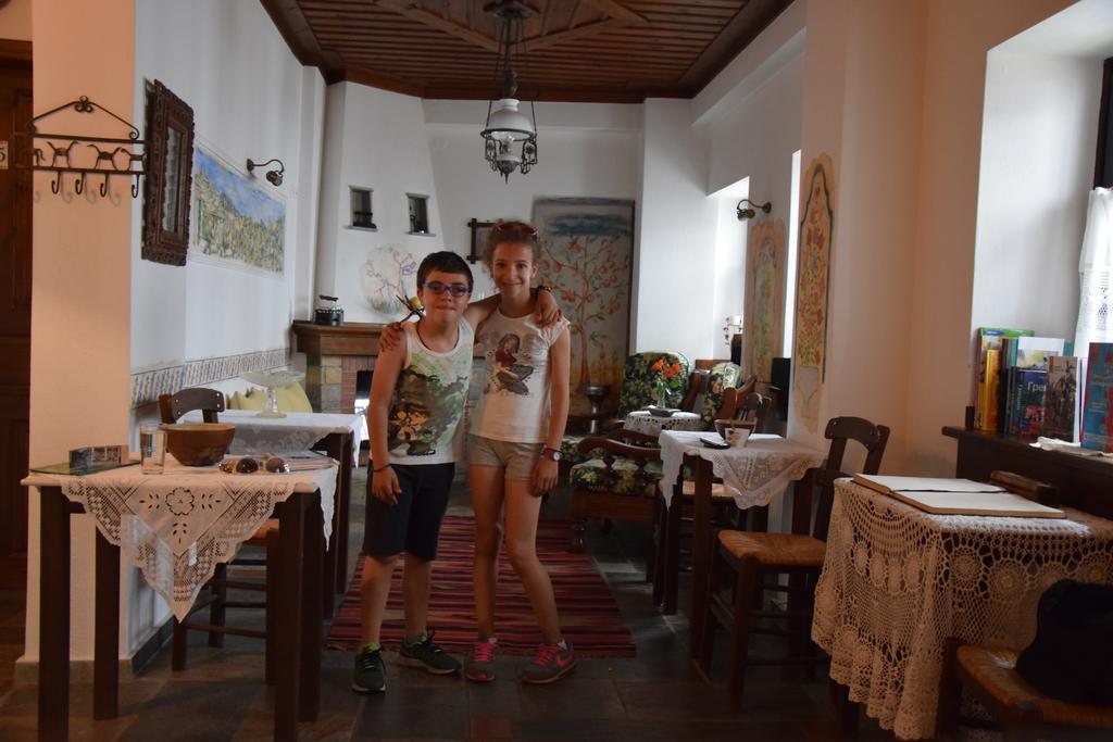 Vera'S Traditional House ซาโกรา ภายนอก รูปภาพ